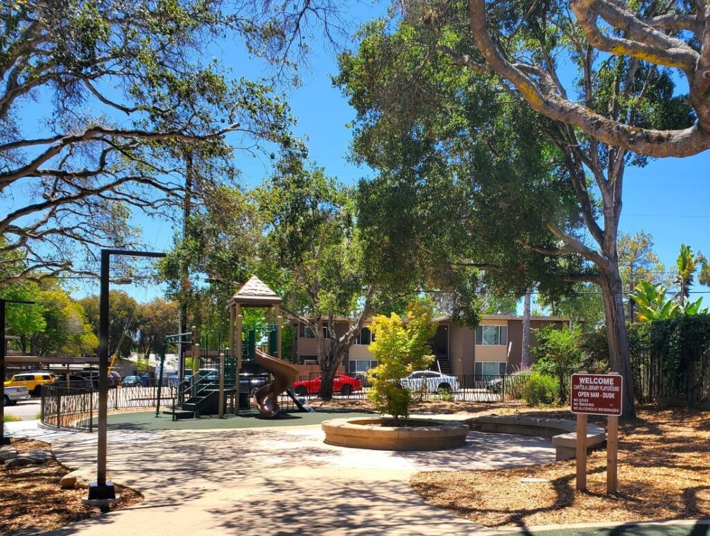 Capitola Library