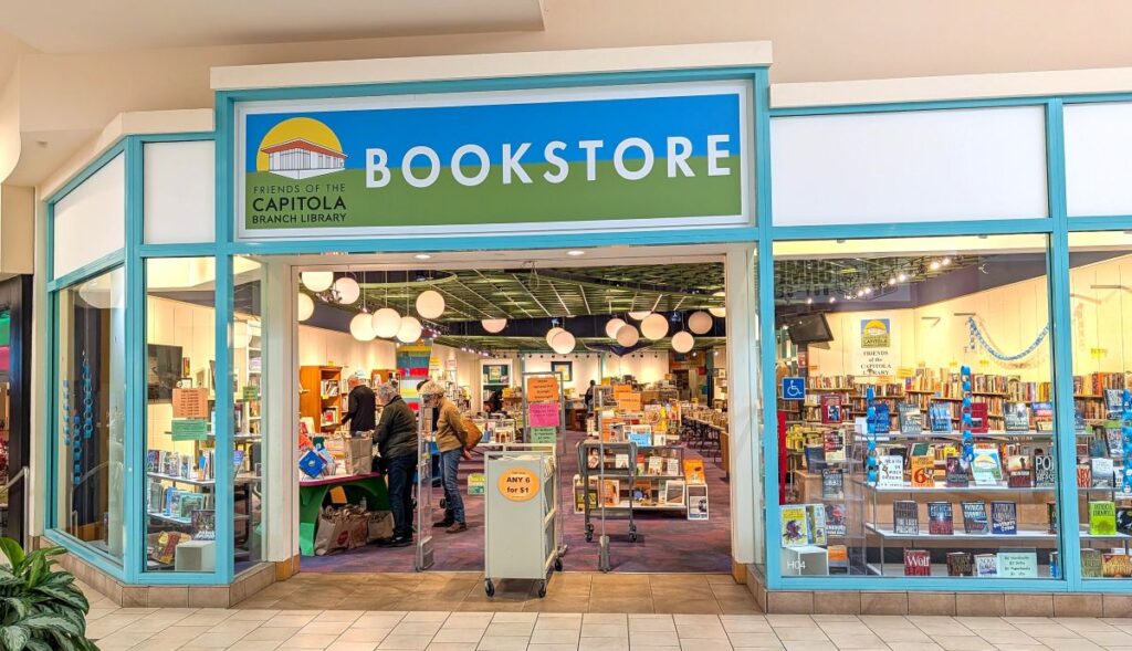 Capitola Mall library bookstore